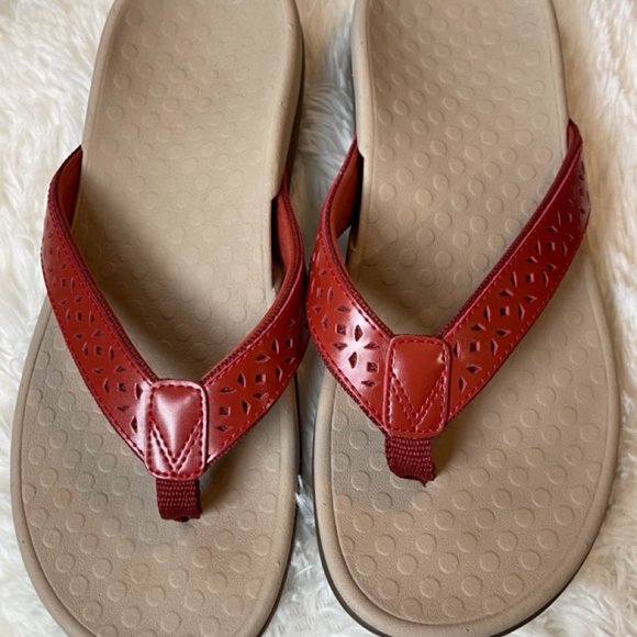 Vionic Leather Thong Sandals - Tide Anniversary - Picture 6 of 8